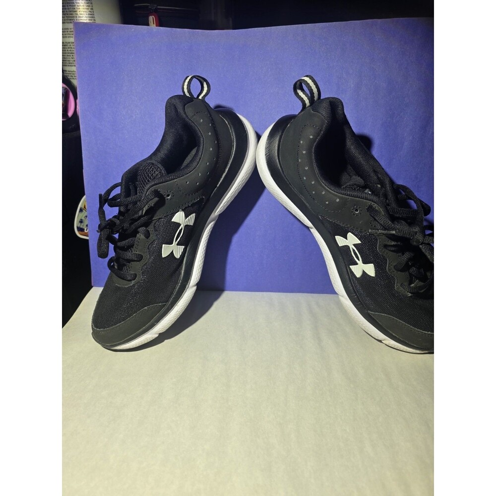Under Armour Charged Assert 10 Wide Women’s Running Shoes Black/White 8.5